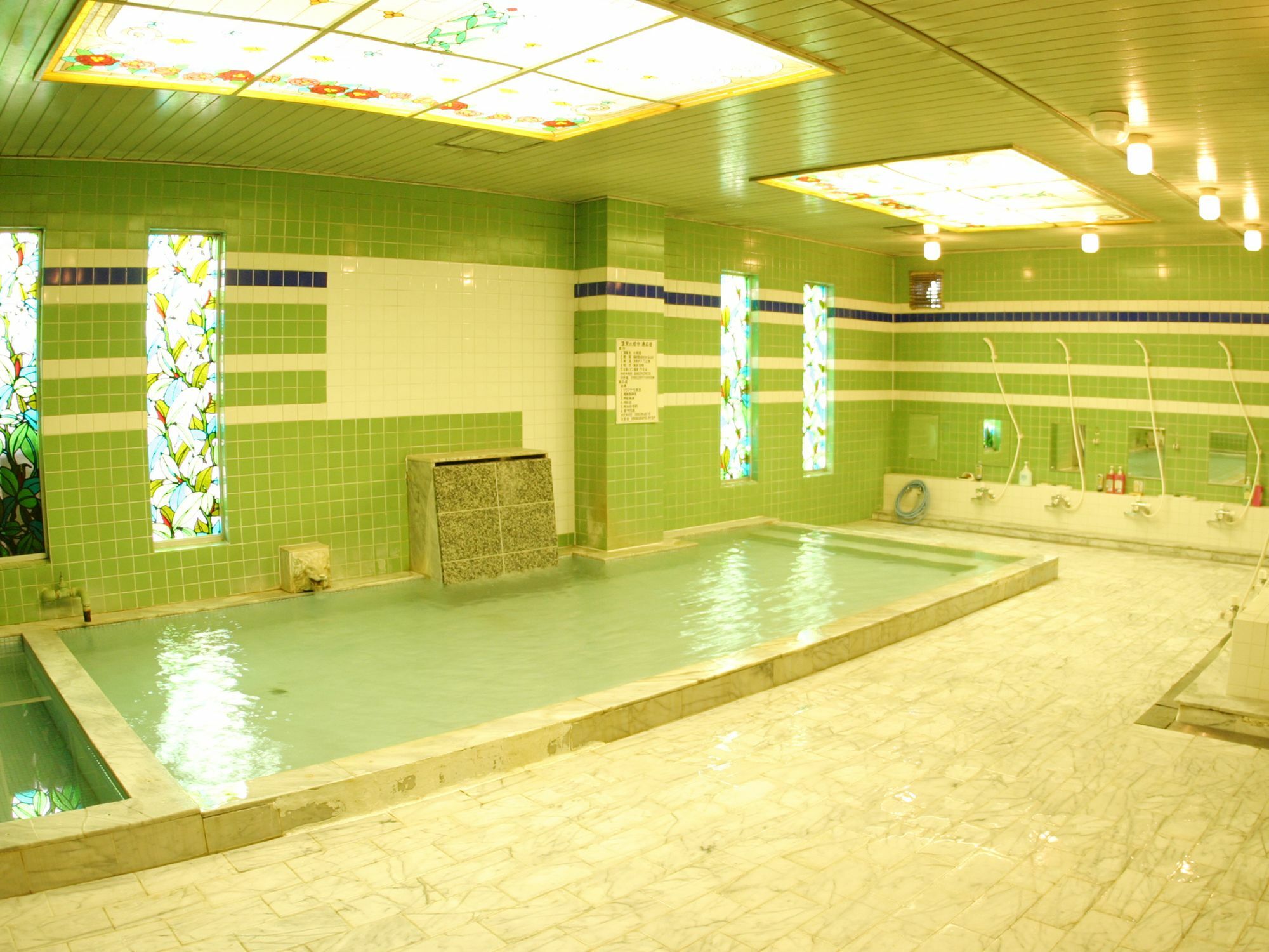 Suwa Lakeside Hotel Exterior photo